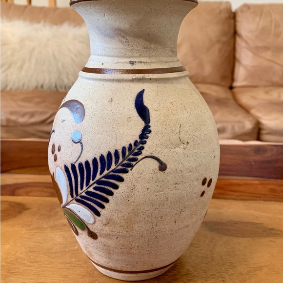 Hand Painted Mexican Pottery Vase Vintage - Picture 6 of 6